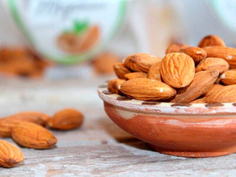 Best bulk almonds for sale + great purchase price